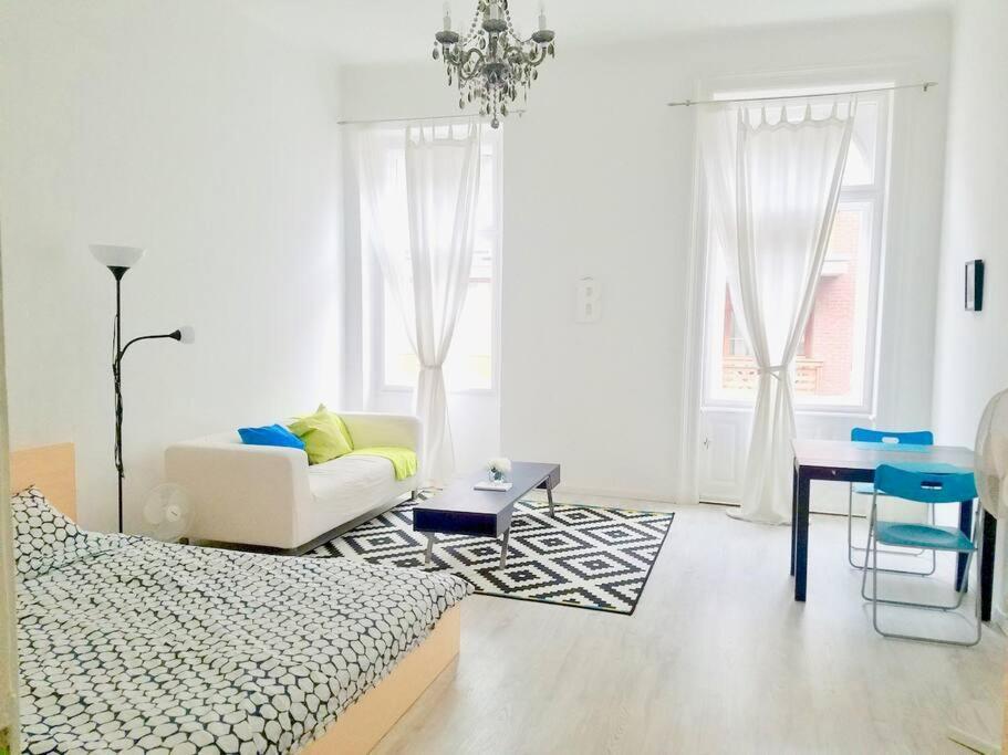 Bright And Cozy - City Center Apt Budapest Ngoại thất bức ảnh